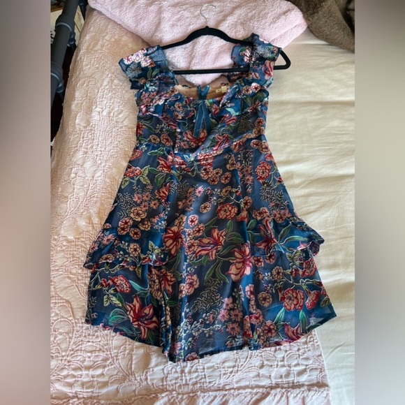 For Love and Lemons | Floral Mini - Picture 2 of 2